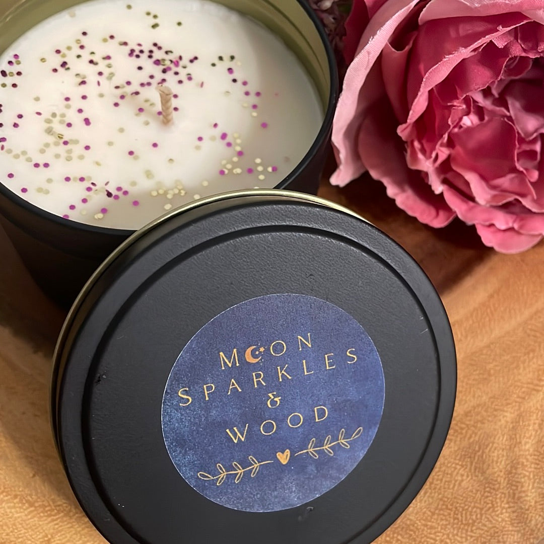 GORGEOUS- Soy wax Candle with Bergamot & Patchouli Fragrance oils. 180g