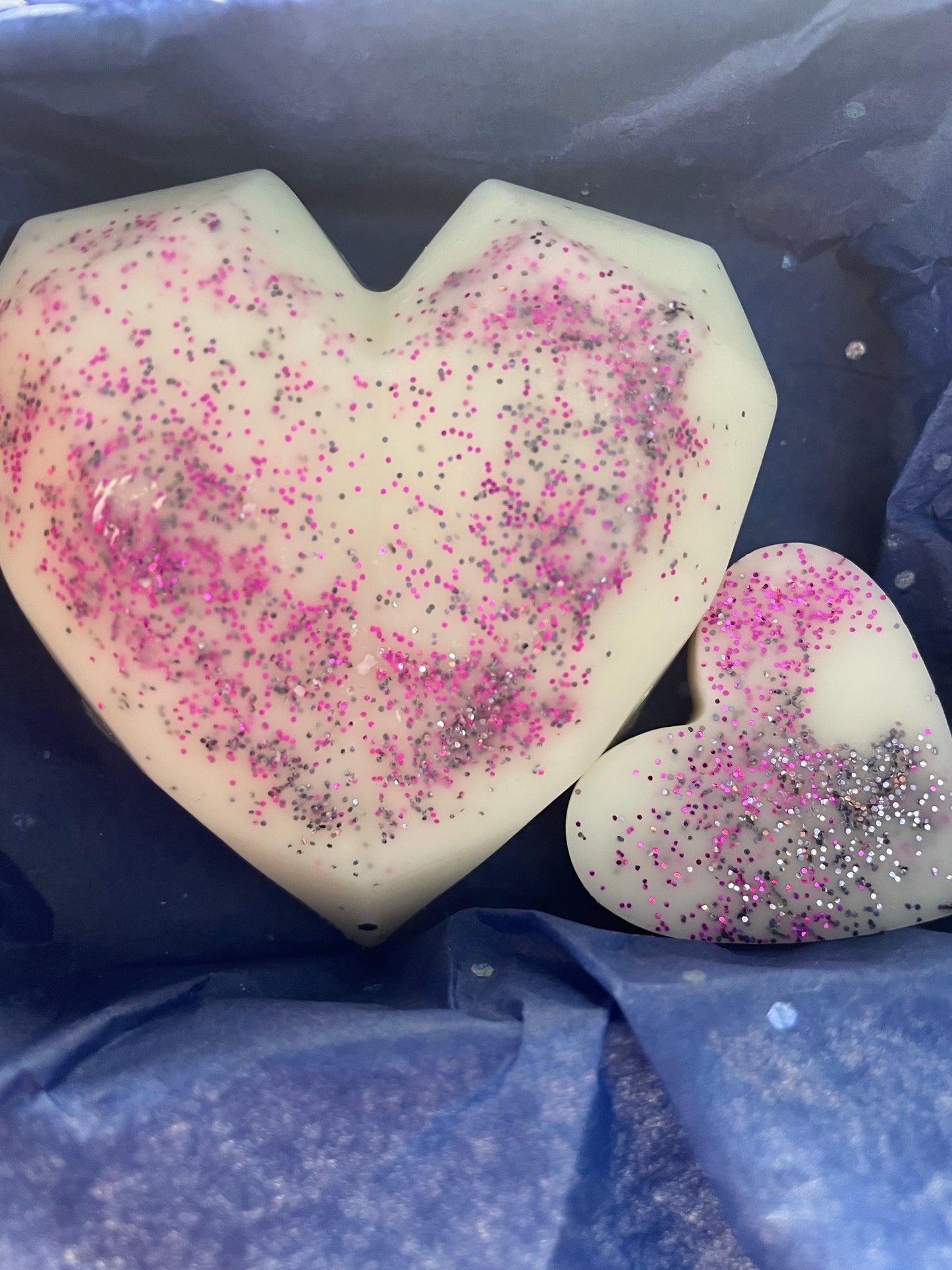 Heart wax melts